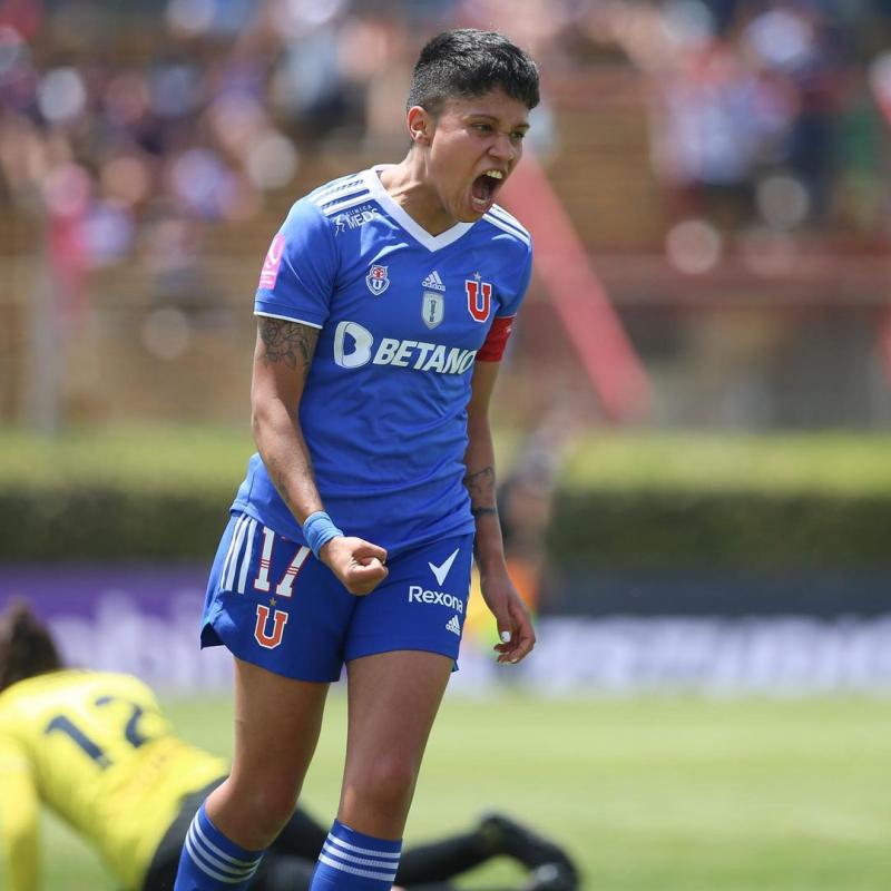 Fernanda Pinilla festejó su cumpleaños anotando un gol (Créditos: U. de Chile)