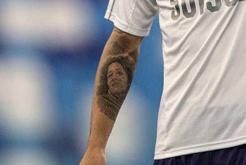 Tatuaje de la madre de Ricardo Rodríguez - Instagram