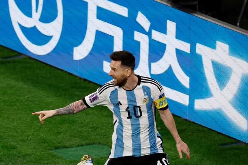 El delantero de PSG batió al guardameta de Australia con un potente remate. Imagen: Photosport.