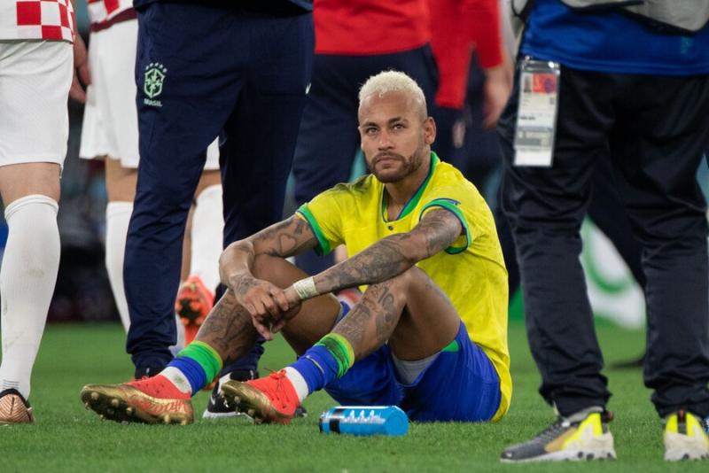 El llanto de Neymar tras la eliminación del Mundial Catar 2022. Crédito: Photosport.