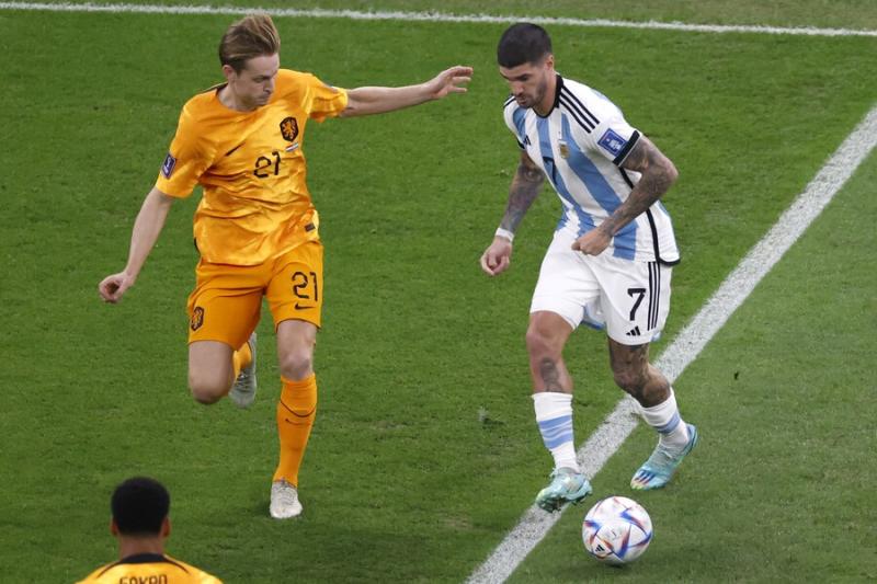 Argentina derrotó a Países Bajos y se medirá ante Croacia en las semifinales del Mundial Catar 2022. Crédito: Photosport.