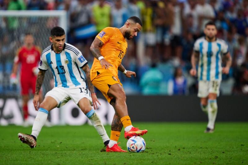 Argentina derrotó a Países Bajos y se medirá ante Croacia en las semifinales del Mundial Catar 2022. Crédito: Photosport.