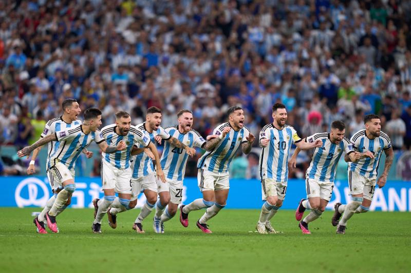 La celebración de Argentina y Nicolás Otamendi ante Países Bajos, Photosport.