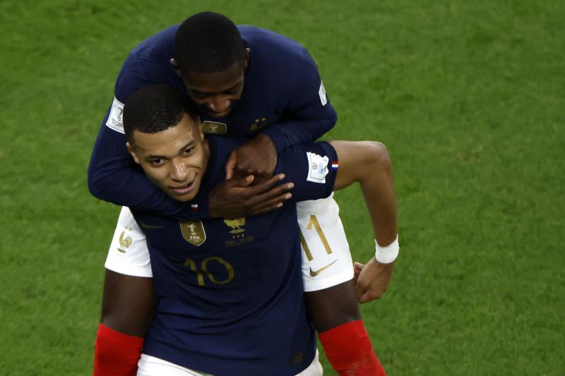 Kylian Mbappé fue la gran figura de Francia para clasificar a cuartos de final del Mundial - Photosport