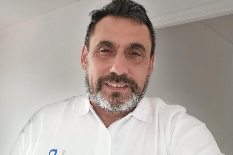 Hugo Bravo, medio hermano de Jorge Valdiva. (Facebook)