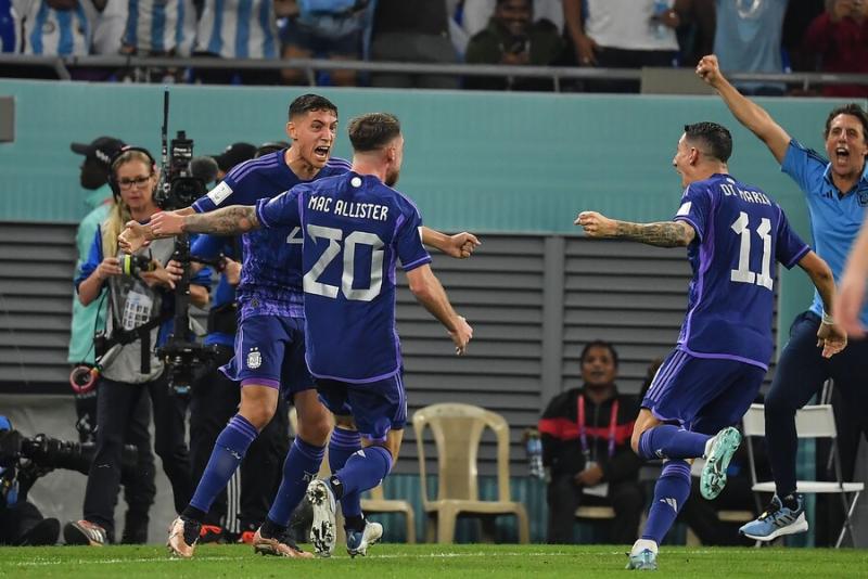 Argentina ganó en Catar y Lucero estuvo ahí - Photosport
