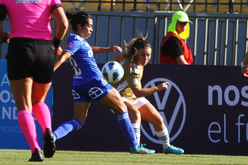 Final del fútbol femenino entre la U y Colo Colo. (Agencia Uno)