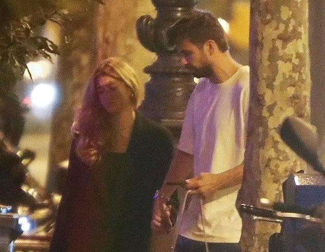 Paparazzi captan a Clara Chía y Gerard Piqué tras una cita que no terminó de la mejor forma.