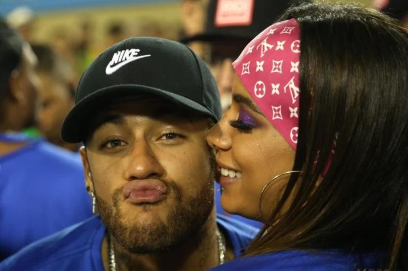 ¿Se encendió la llama entre Neymar y Anitta en Catar 2022?