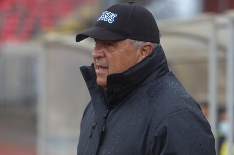 Luis Marcoleta asumió un nuevo desafío en Chimbarongo. Imagen: Photosport.