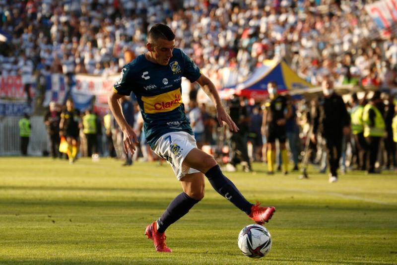 Maximiliano Cerato está en la órbita de Santiago Wanderers. Crédito: Photosport.