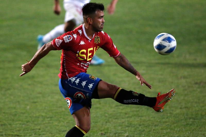 Gonzalo Espinoza defendió la camiseta de Unión Española en la última temporada. Imagen: Photosport.