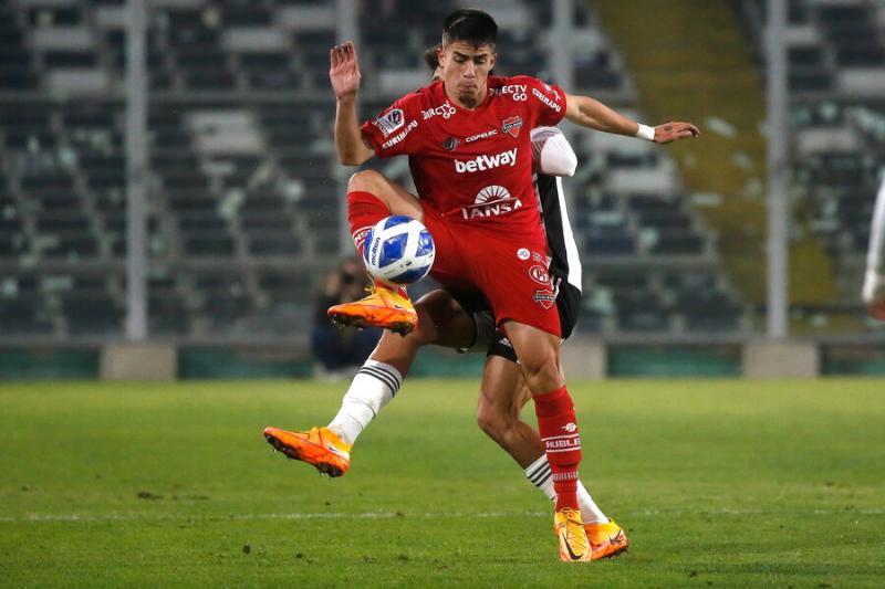 Matías Moya sería el cuarto refuerzo de Colo Colo. Imagen: Photosport.