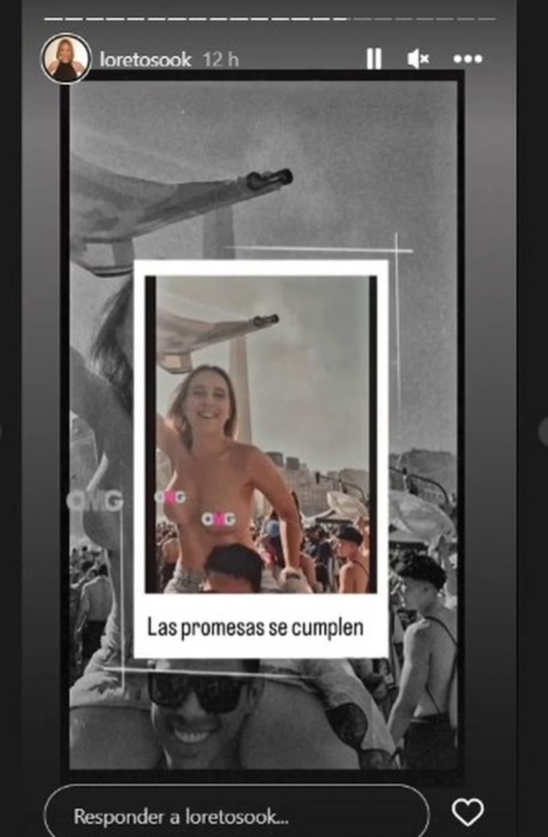 La periodista argentina, Lorena Toso, cumplió la promesa de hacer topless.