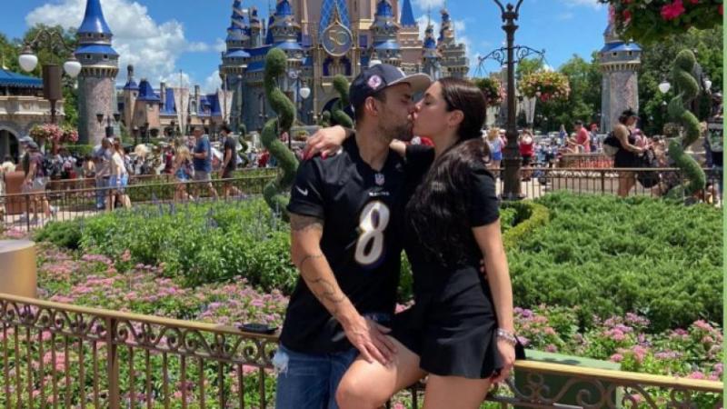 Daniela Aránguiz junto a Jorge Valdivia, en sus anteriores vacaciones.