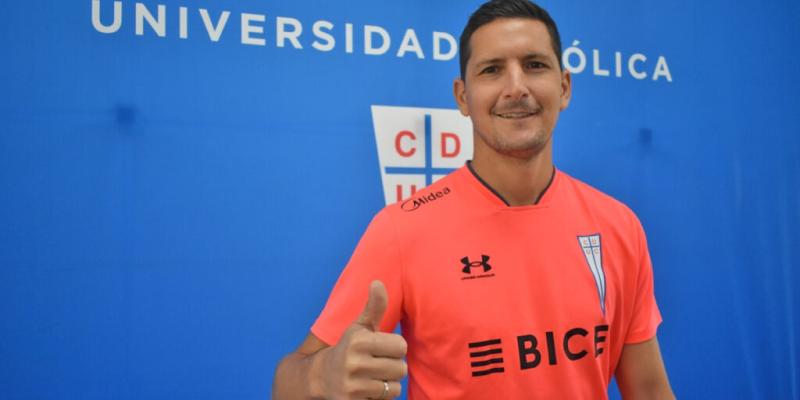 Guillermo Burdisso ya trabaja bajo las órdenes de Holan en la UC - Cruzados