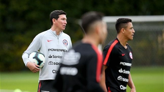 Cristian Leiva también sería opción para suplir a Patricio Ormazábal.