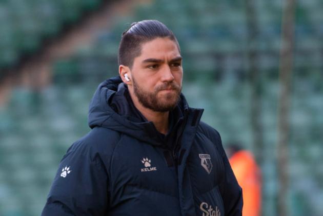 Watford de Francisco Sierralta se ilusiona con el ascenso a la Premier League. Crédito: @WarfordFC