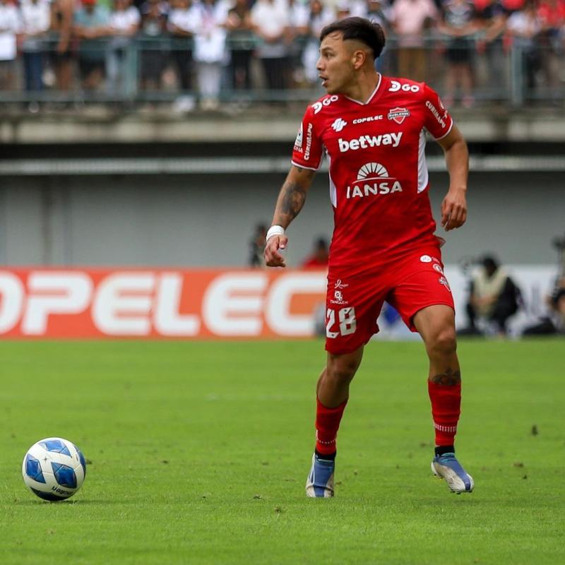 Ñublense venció a Oriente Petrolero en Chillán. Imagen: Instagram.