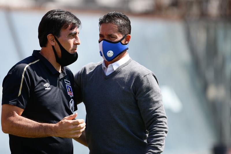 Héctor Almandoz volverá a enfrentar a Colo Colo. En 2020, lo enfrentó bajo la dirección técnica de Deportes Antofagasta. Crédito: Agencia Uno.