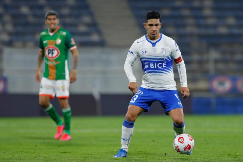 Felipe Gutiérrez, que portó la jineta de capitán en la UC, no seguirá en la precordillera - Agencia UNO