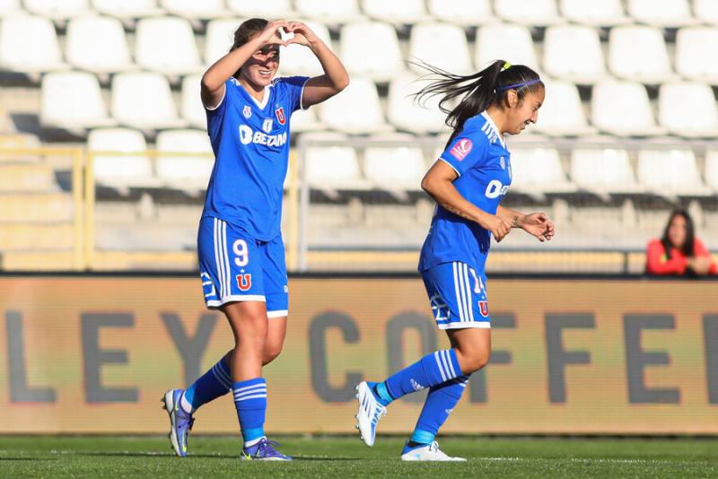 Sonya Keefe fue oficializada en Cacereño Femenino. Crédito: Agencia Uno.