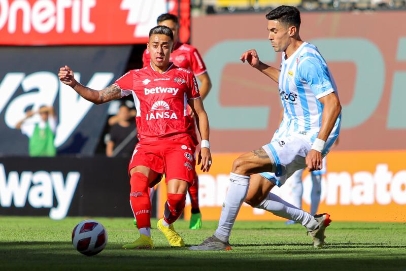 Ñublense ganó el partido en los últimos minutos. Imagen: Agencia Uno.