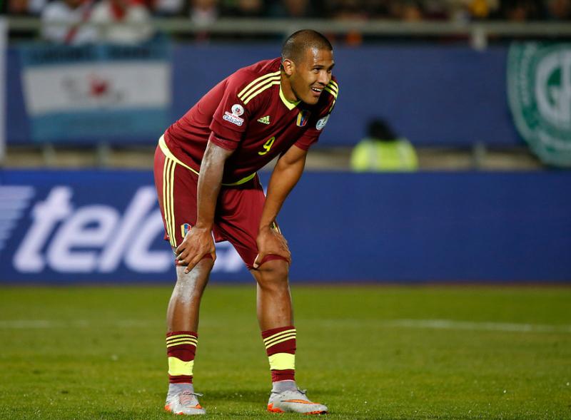 Salomón Rondón se acerca a River Plate tras ser ofrecido a Colo Colo. Crédito: Agencia Uno.