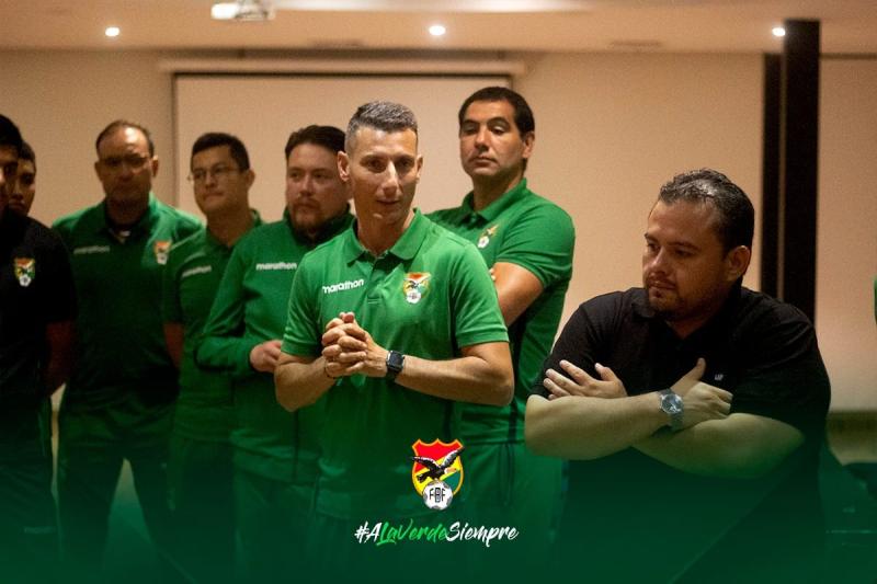 Bolivia es dirigida por el histórico Pablo Escobar. Imagen: Facebook FBF.