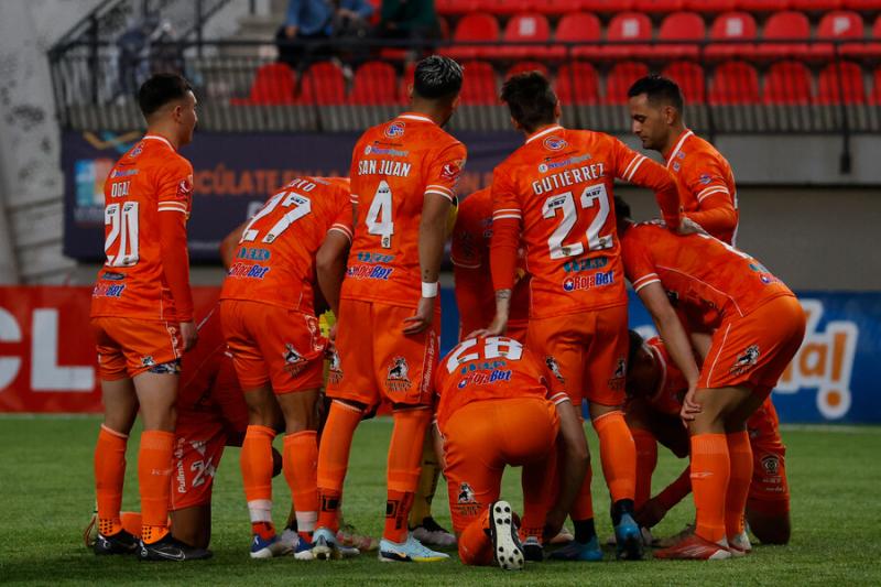 Cobreloa quiere dejar atrás el fracaso de 202 y luchar por el título de la Primera B. Crédito: Photosport.