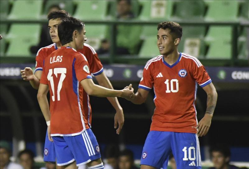 Lucas Assadi ingresó en lugar de Darío Osorio en la Roja Sub 20 - Photosport