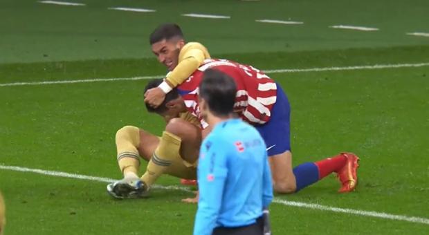 Pelea entre Ferran Torres y Stefan Savic en España