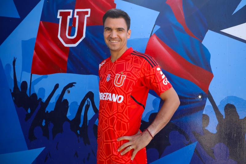 Federico Valdés le quitó dramatismo al arribo de Matías Zaldivia y Cristopher Toselli. (udechile.cl)