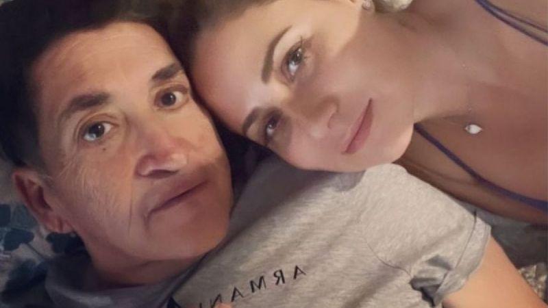 Gissella Gallardo junto a su padre. (Instagram)