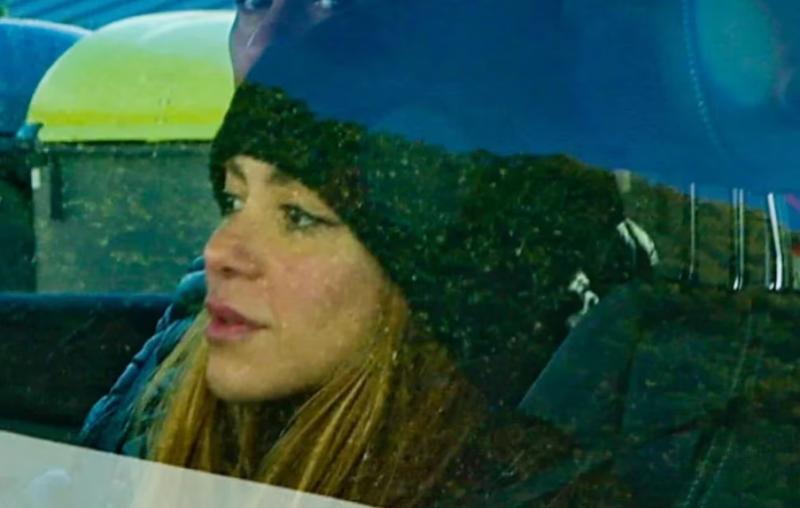 Shakira fue fotografiada tras la publicación de Gerard Piqué y Clara Chía. (@sueltalasopatv)