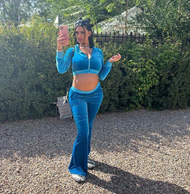 Aliza Jane embarazada. La modelo aseguró haber estado con 7 jugadores de la NBA la misma noche.