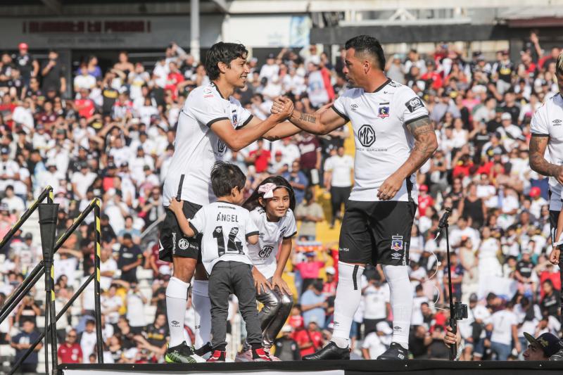 Así vivió Matías Fernández su retorno al estadio Monumental.