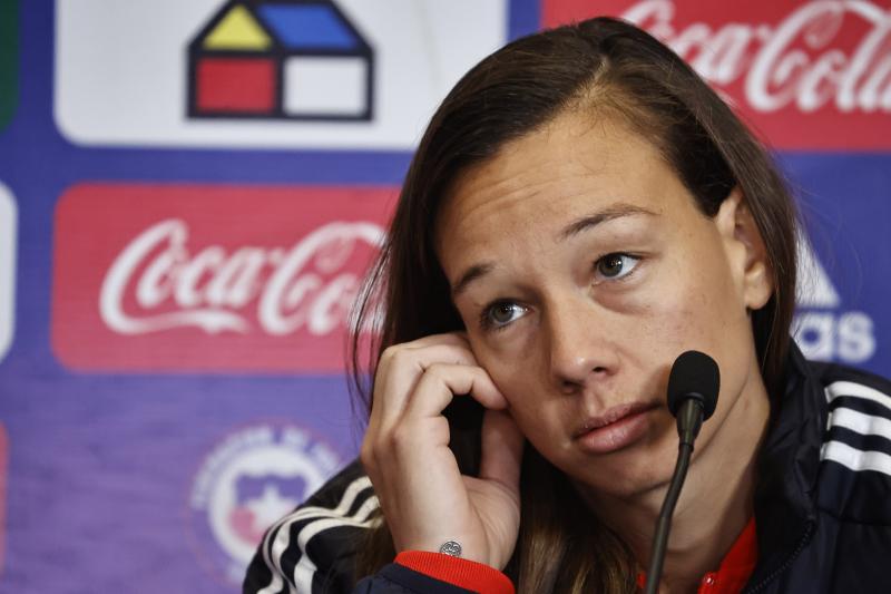 El día que Tiane Endler alzó la voz para exigir un cambio en el banco de La Roja femenina. (Agencia Uno)