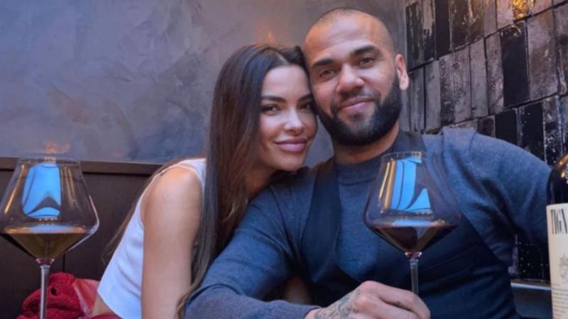 Dani Alves y su esposa conversaron vía telefónica desde la cárcel.