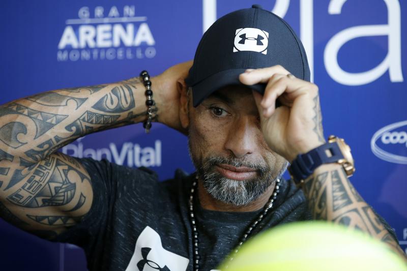 Kenita Larraín declaró a favor de Marcelo Ríos tras ser funado por un vecino en Estados Unidos. (Photosport)
