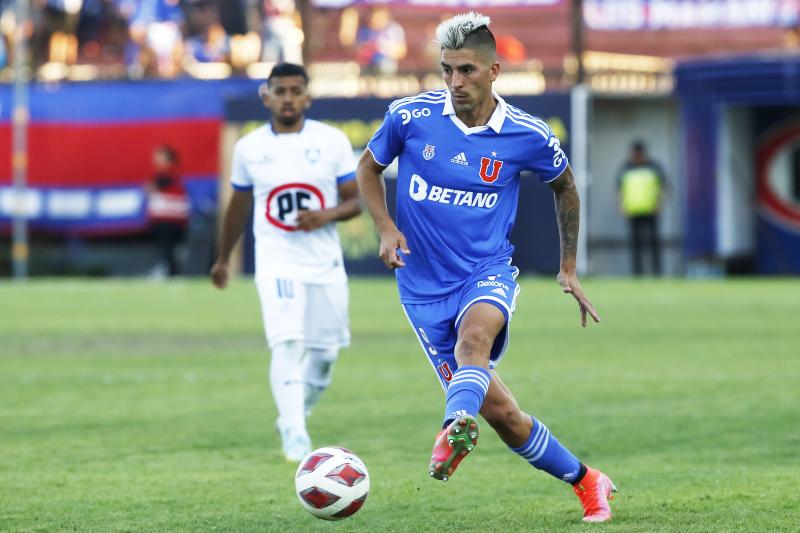 Leandro Fernández no ha cumplido con las expectativas de los hinchas azules.