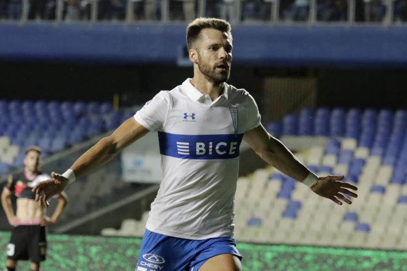 Gary Kagelmacher fue clave en el triunfo de la UC ante Curicó Unido en la fecha 2 - Photosport