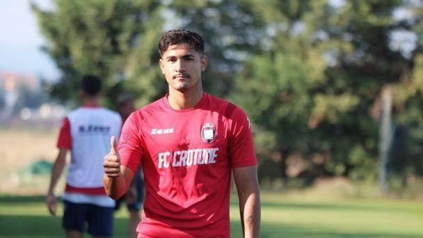 Luis Rojas volvió a cambiar de club en el Calcio