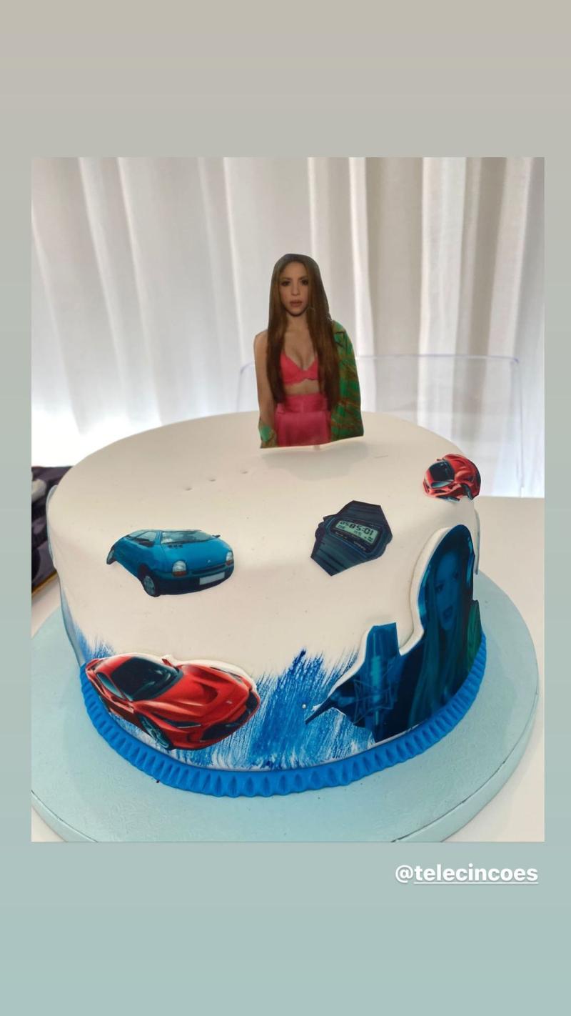Shakira compartió en su cuenta de Instagram la particular torta con la que celebró su cumpleaños.