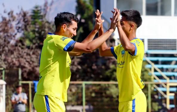 La Combo Tortuga llega al fútbol chileno: Será sponsor a Cultural Maipú. @culturalmaipu_oficial.