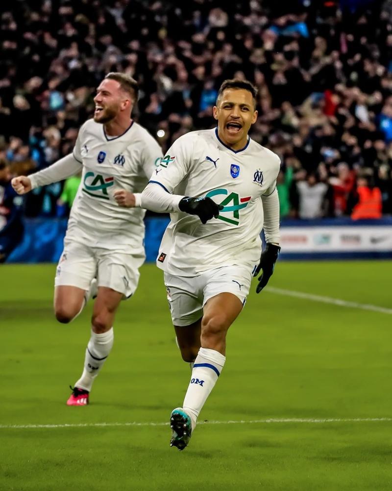Alexis Sánchez es aplaudido en Francia por noble gesto hacia un pasapelotas. / Foto: Instagram Olympique Marsella