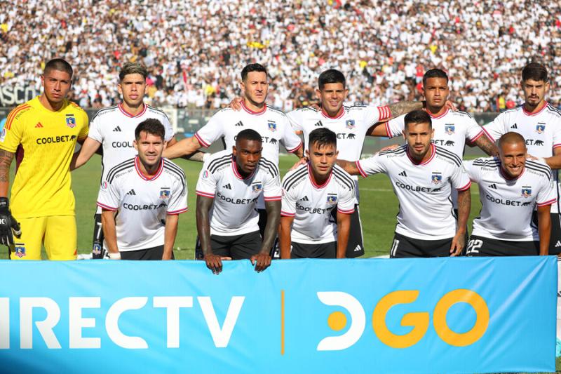 Colo Colo se prepara para su debut en la Copa Libertadores 2023. Crédito: Agencia Uno.