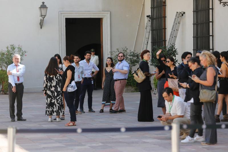 Agencia Uno - Reacciones del sismo en La Moneda