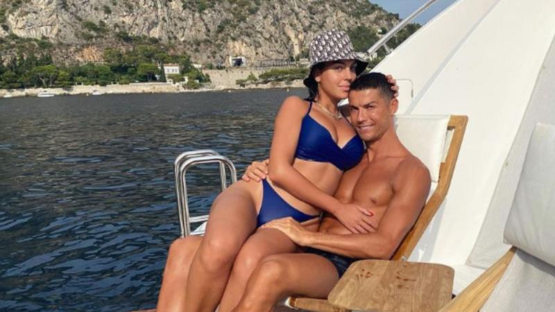 Georgina Rodríguez junto a Cristiano Ronaldo. (@georginagio)