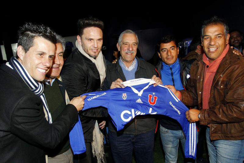 Cristián Castañeda estuvo en cuatro de los cinco triunfos de la U ante Colo Colo en el Monumental - Photosport
